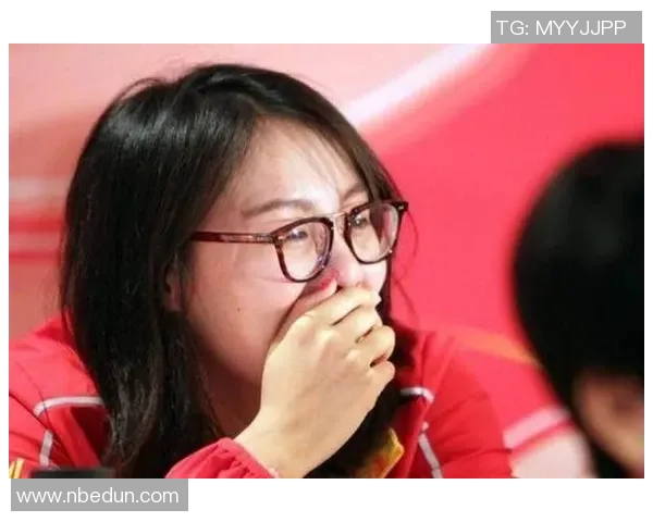 傅园慧心目中的足球偶像是谁揭秘她对足球明星的热爱与追随